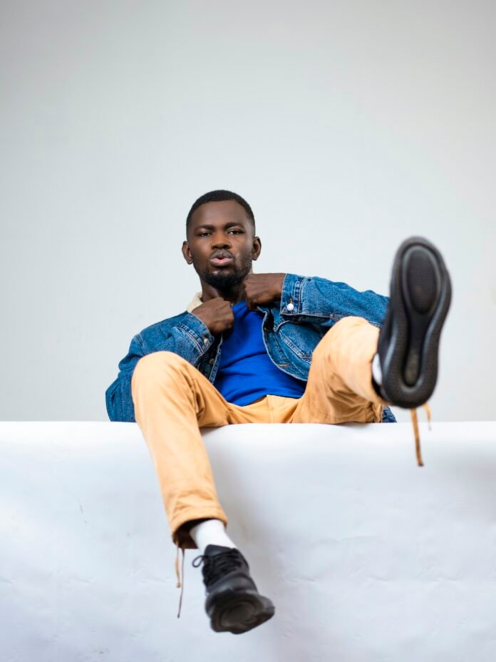 photo-1690054272934-2127005acdbd